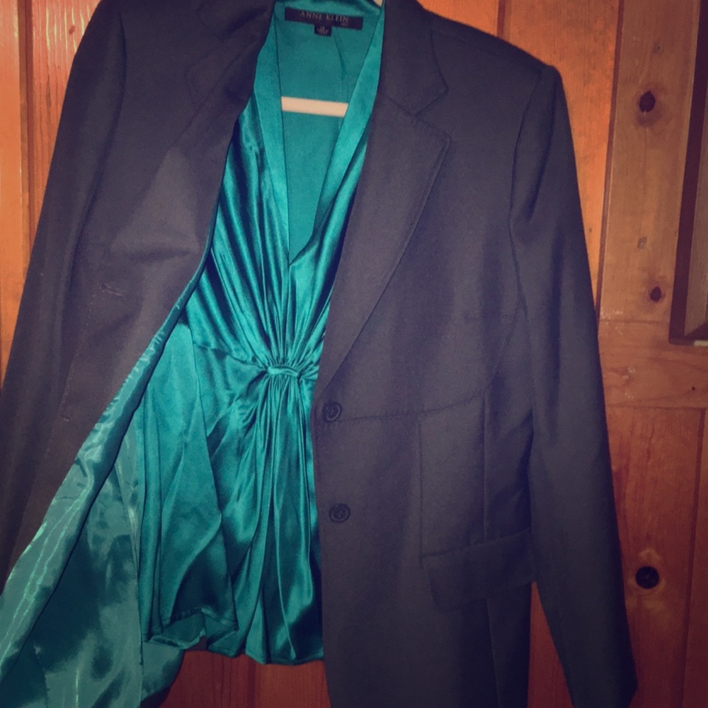Anne Klein 3 pc suit